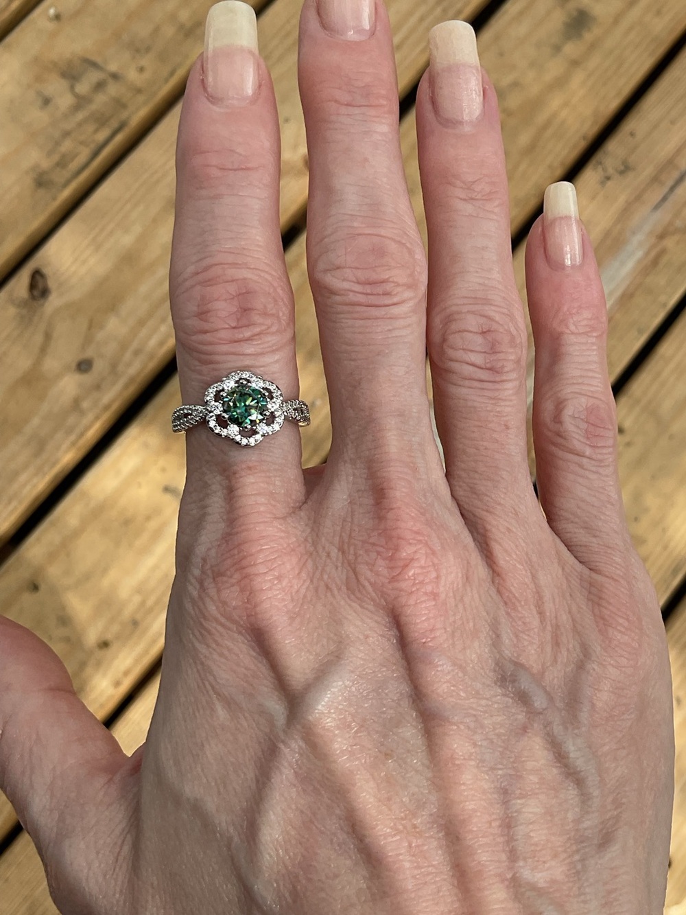 1 Ct Genuine Green Moissanite Halo Ring NWT | GRA Certified | Size 7 | Stunning - Picture 6 of 15